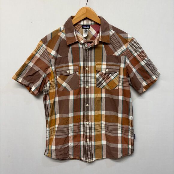 Patagonia Men Short Sleeve Button Down Shirt Top Size Medium Plaid C026 -22 - Picture 14 of 14